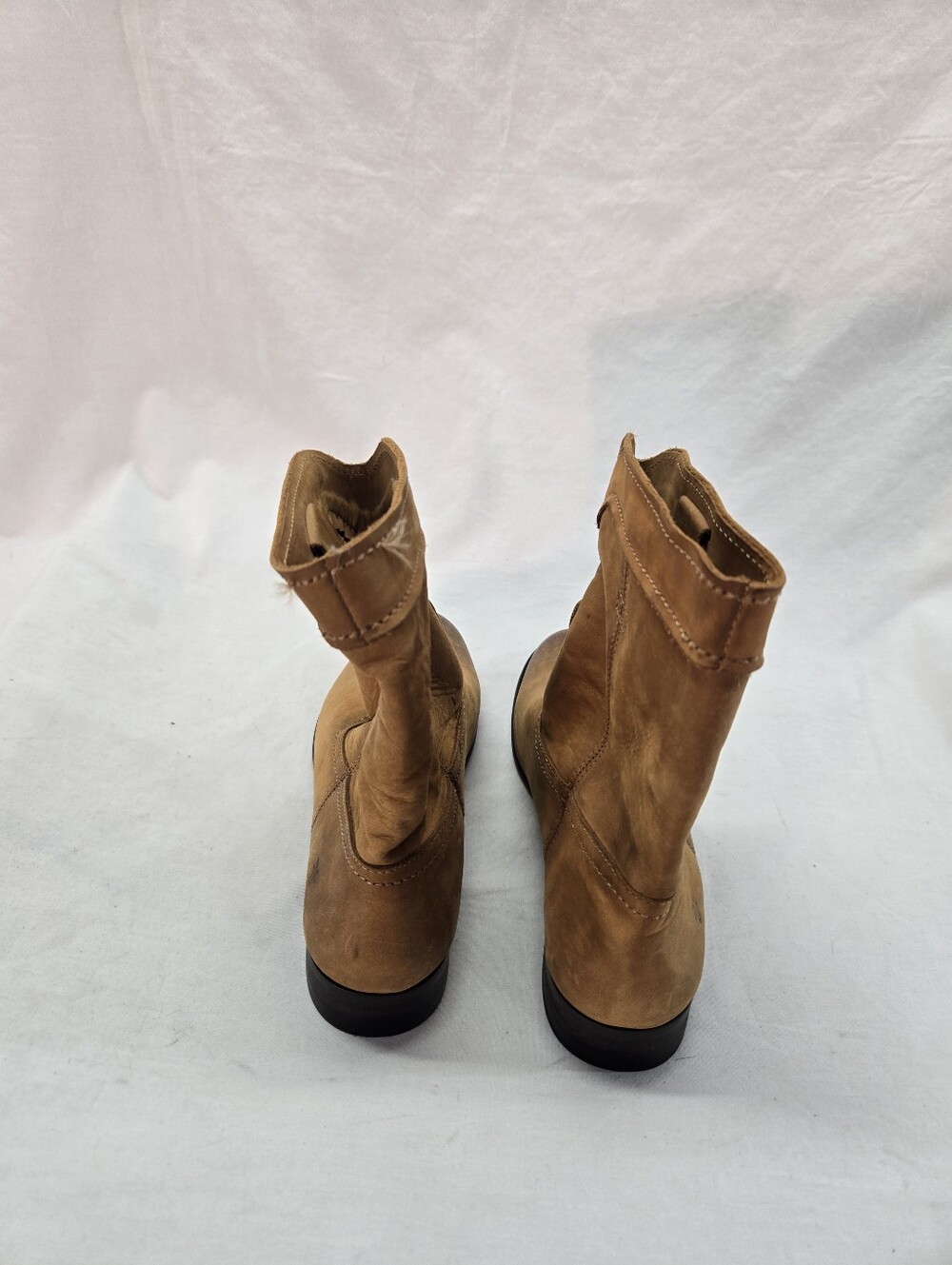 Frye Women’s 6 Brown Cognac Leather Short Riding Boots Cowboy Round Toe - Picture 4 of 8